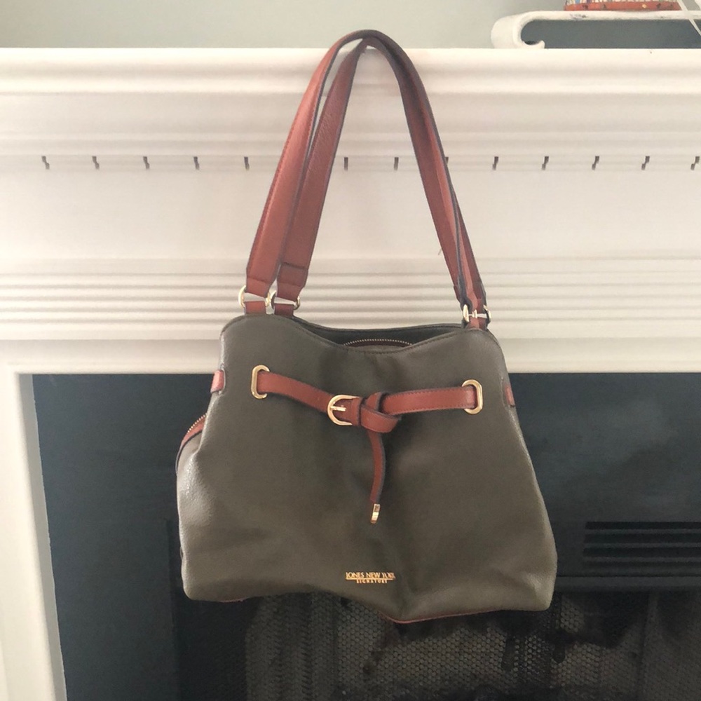 Jones New York purse
